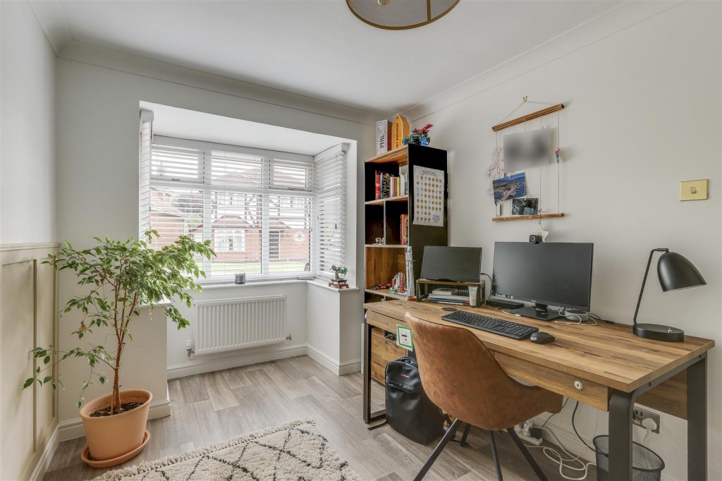 Avonbridge Close, Arnold, Nottinghamshire, NG5 8DE