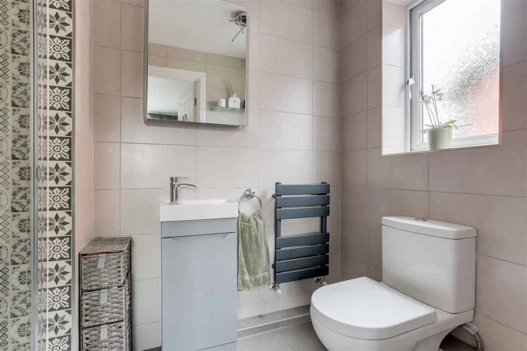 Avonbridge Close, Arnold, Nottinghamshire, NG5 8DE