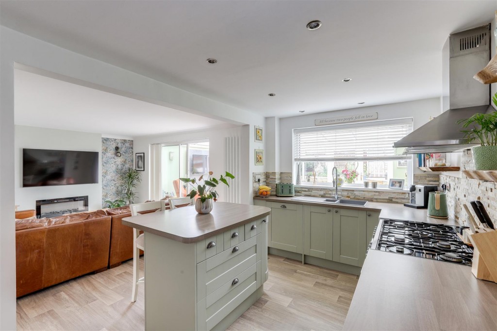 Avonbridge Close, Arnold, Nottinghamshire, NG5 8DE