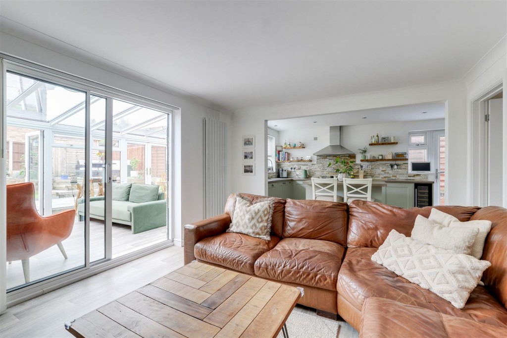 Avonbridge Close, Arnold, Nottinghamshire, NG5 8DE