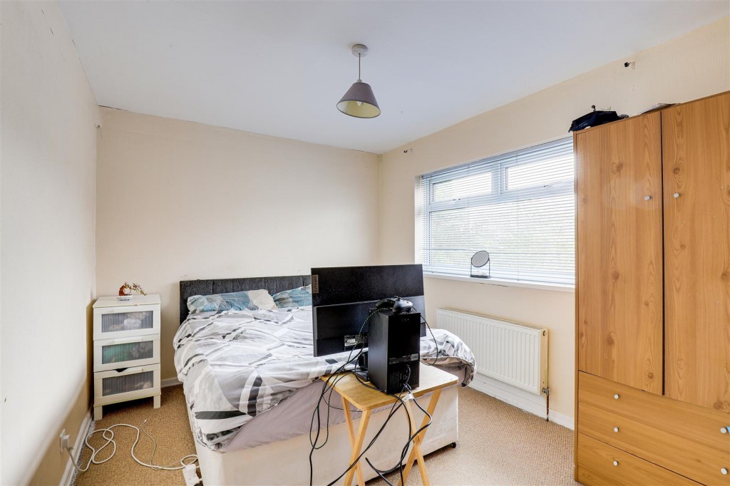 Oxborough Road, Arnold, Nottinghamshire, NG5 6FG