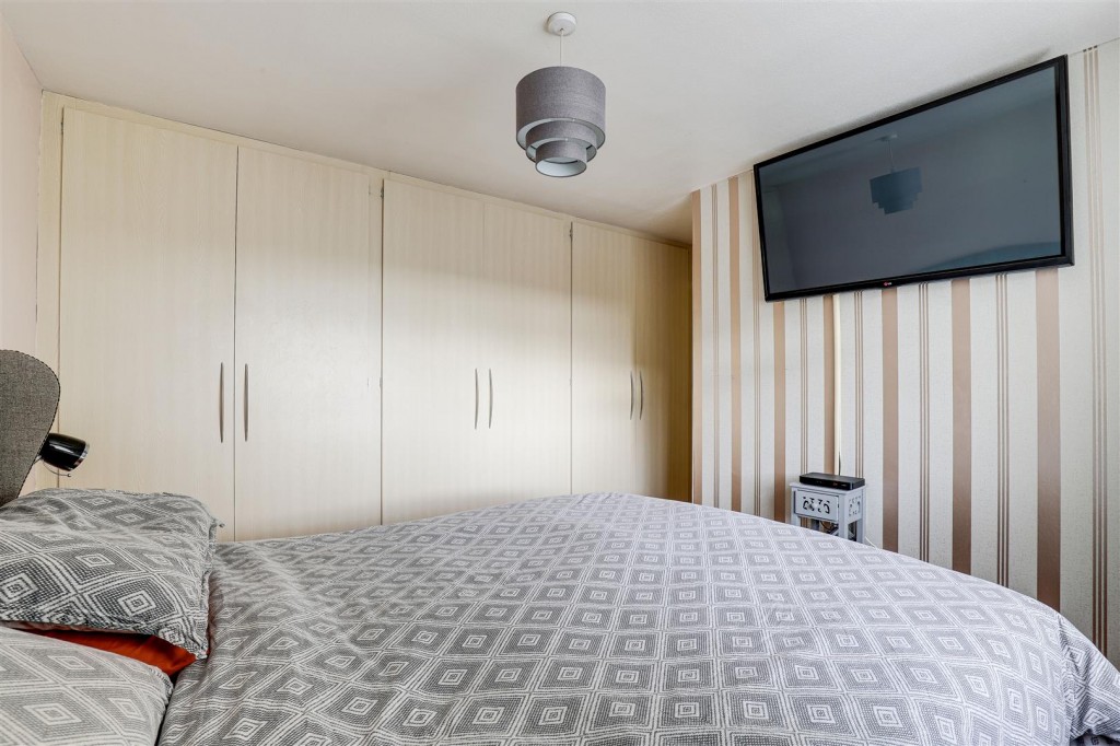 Oxborough Road, Arnold, Nottinghamshire, NG5 6FG