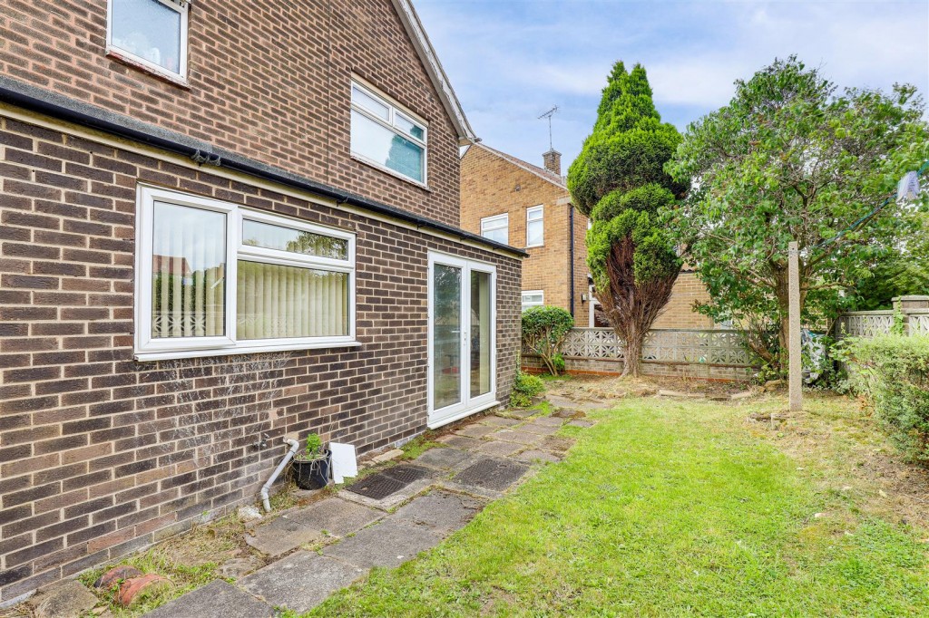 Oxborough Road, Arnold, Nottinghamshire, NG5 6FG