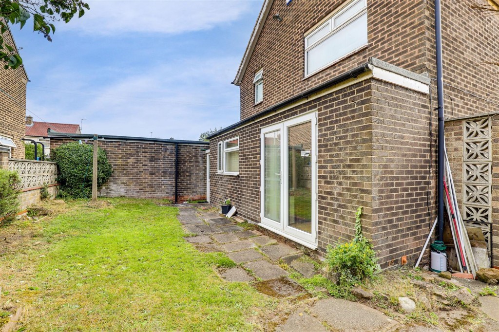 Oxborough Road, Arnold, Nottinghamshire, NG5 6FG