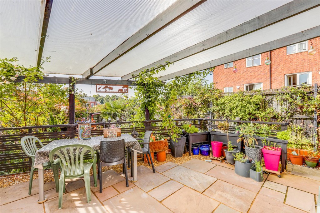 Kelham Drive, Sherwood, Nottinghamshire, NG5 1RA