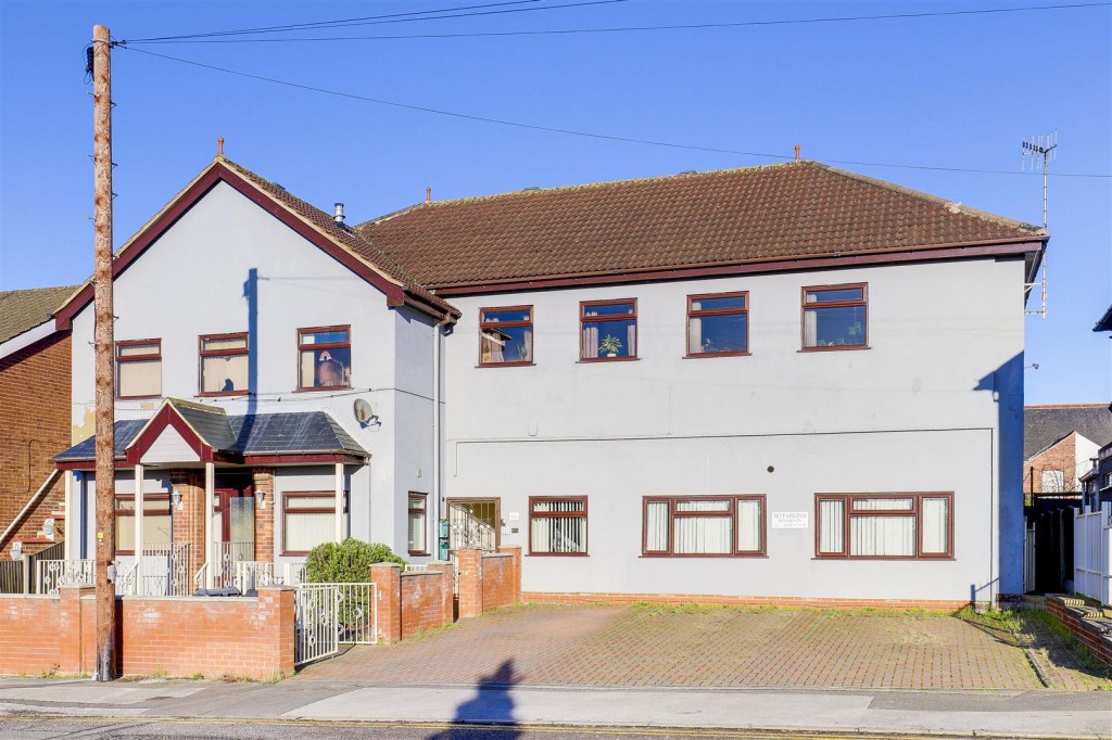 The Ambulance Station, Gedling Road, Arnold, Nottinghamshire, NG5 6NR