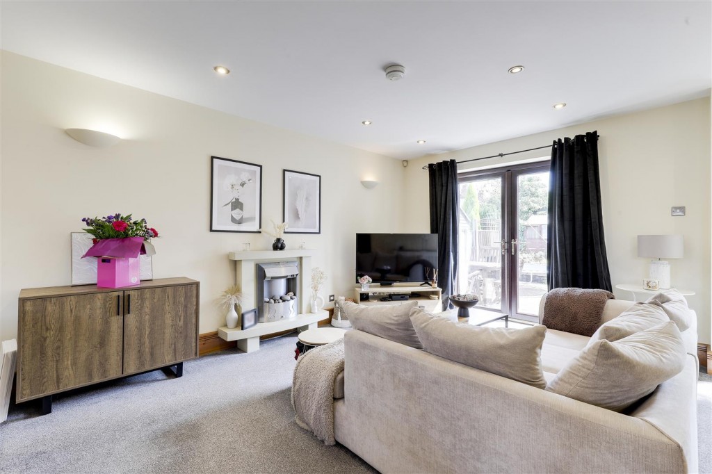 The Ambulance Station, Gedling Road, Arnold, Nottinghamshire, NG5 6NR