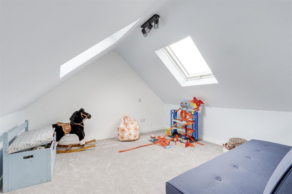 Hills Road, Breaston, Derbyshire, DE72 3DF