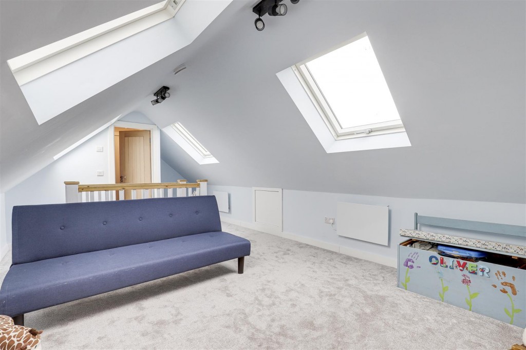 Hills Road, Breaston, Derbyshire, DE72 3DF