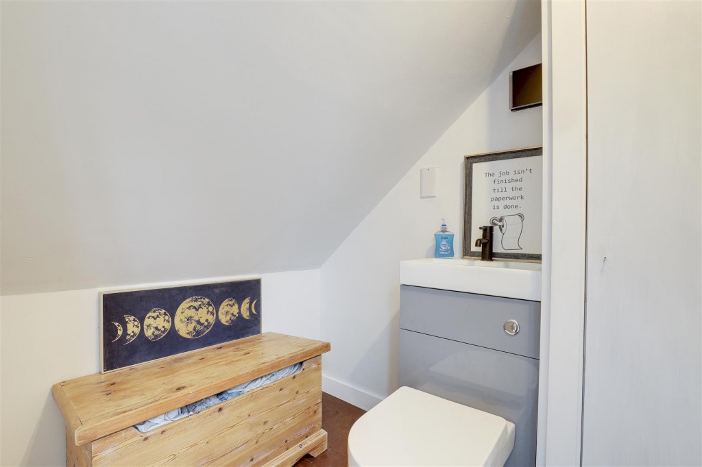 Hills Road, Breaston, Derbyshire, DE72 3DF