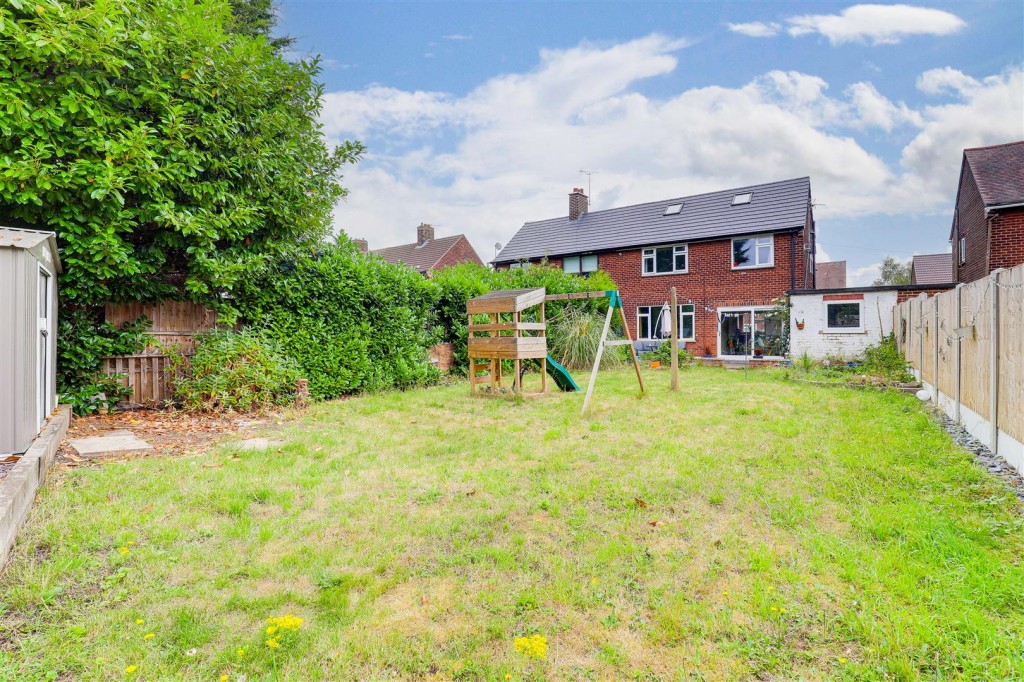 Hills Road, Breaston, Derbyshire, DE72 3DF