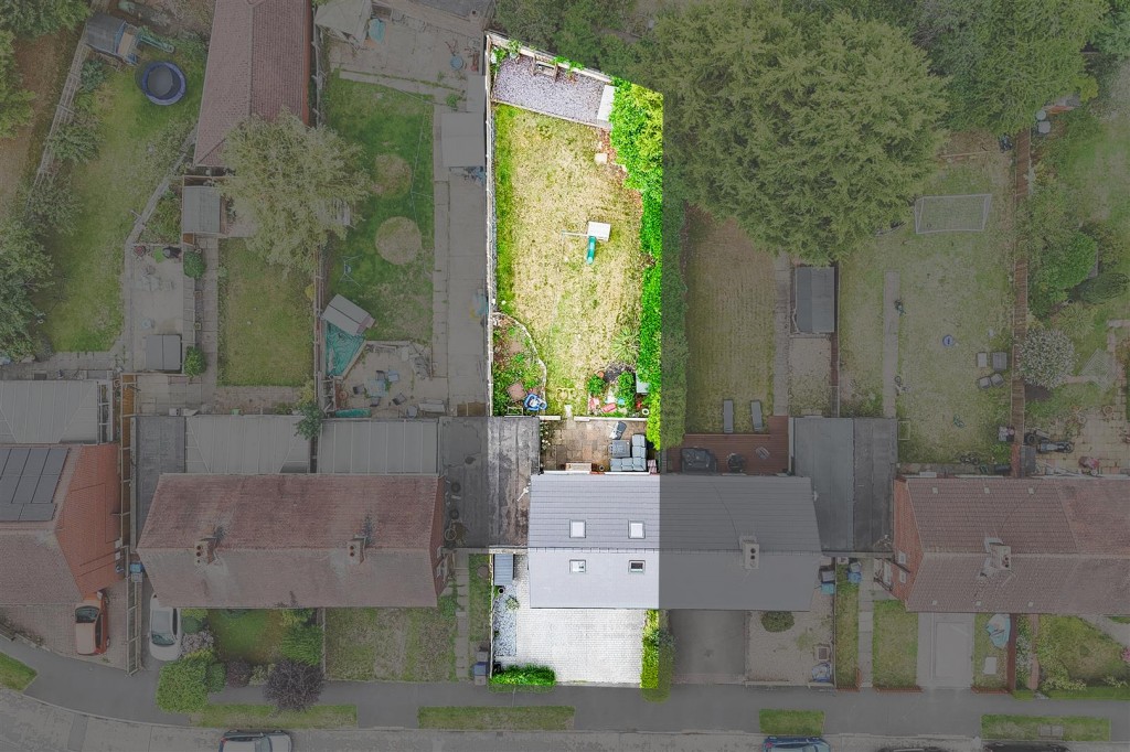 Hills Road, Breaston, Derbyshire, DE72 3DF