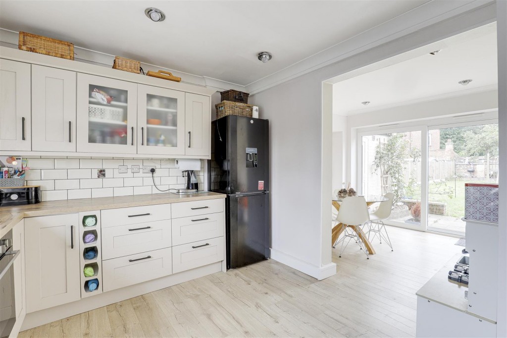 Hills Road, Breaston, Derbyshire, DE72 3DF