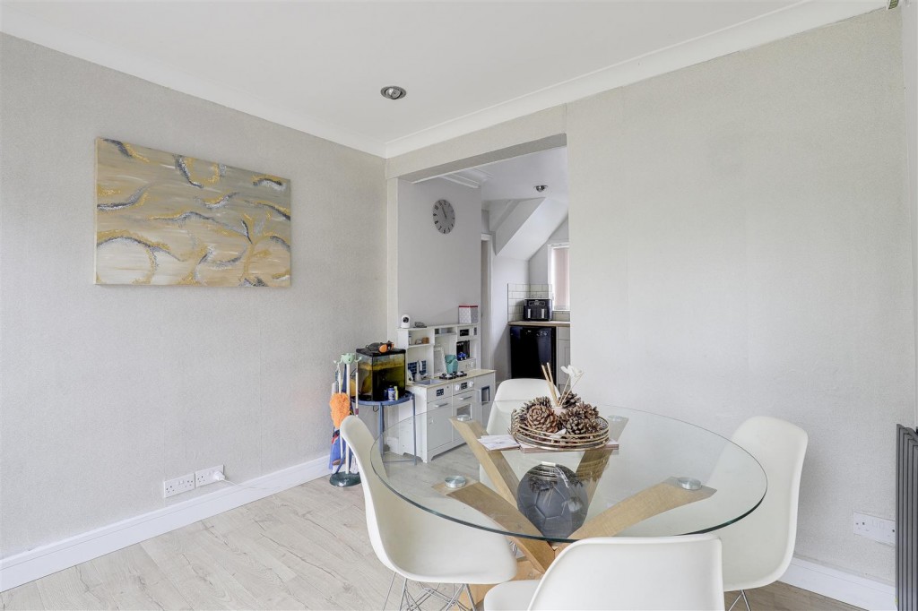 Hills Road, Breaston, Derbyshire, DE72 3DF