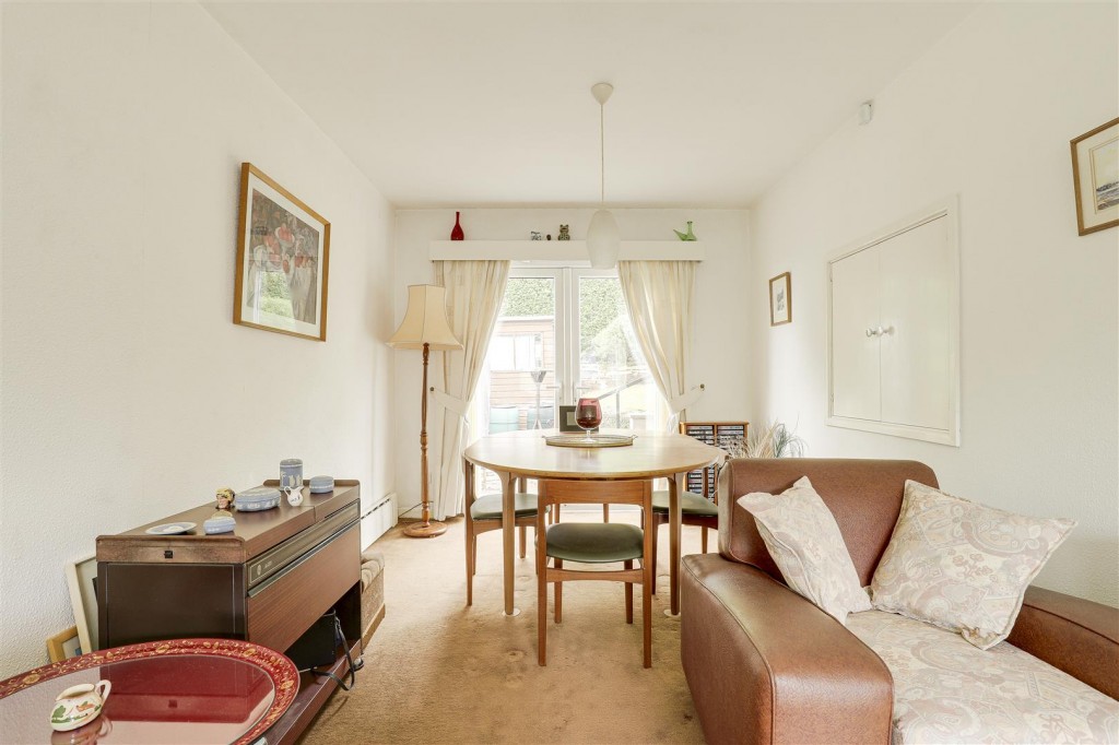 The Mount, Mapperley, Nottinghamshire, NG3 6FX