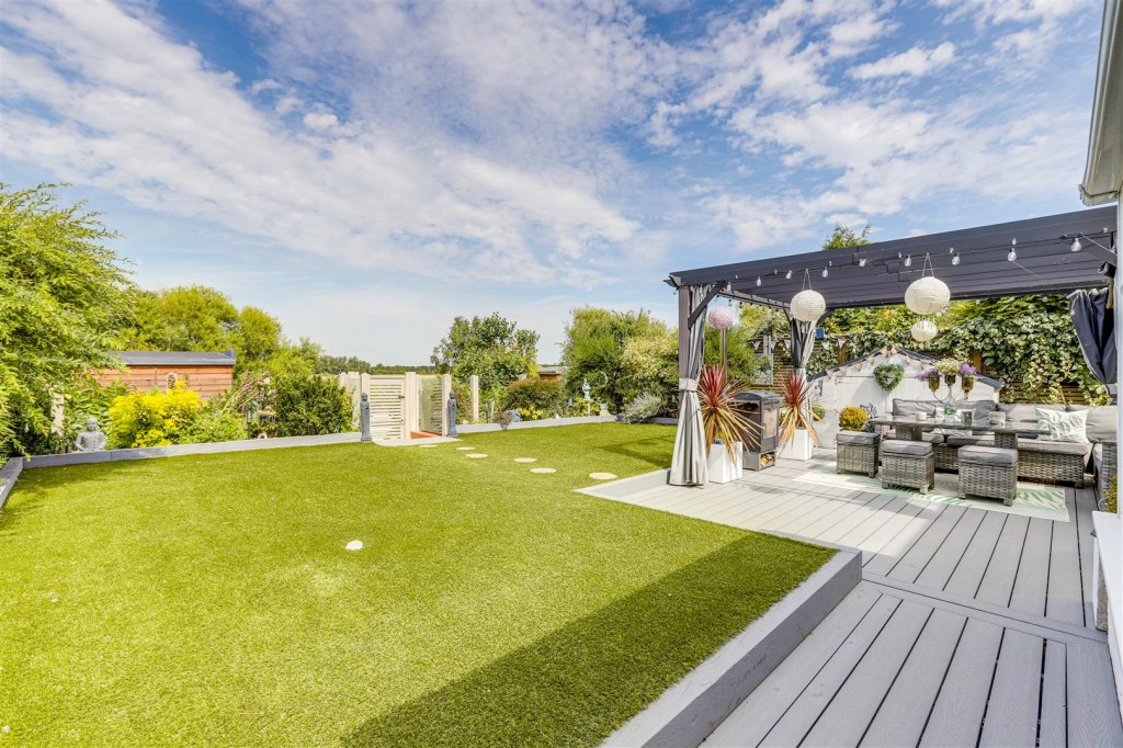 The Weavers, Newark, Nottinghamshire, NG24 4RY