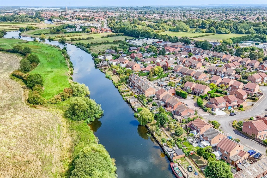 The Weavers, Newark, Nottinghamshire, NG24 4RY