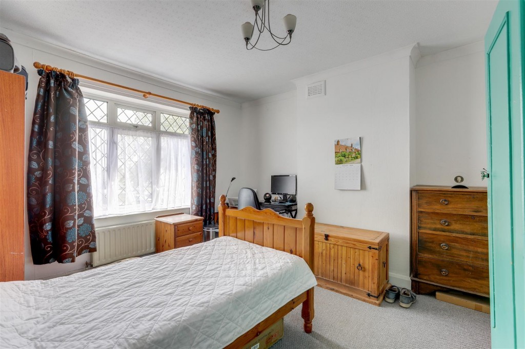 Watnall Road, Hucknall, Nottinghamshire, NG15 7NH