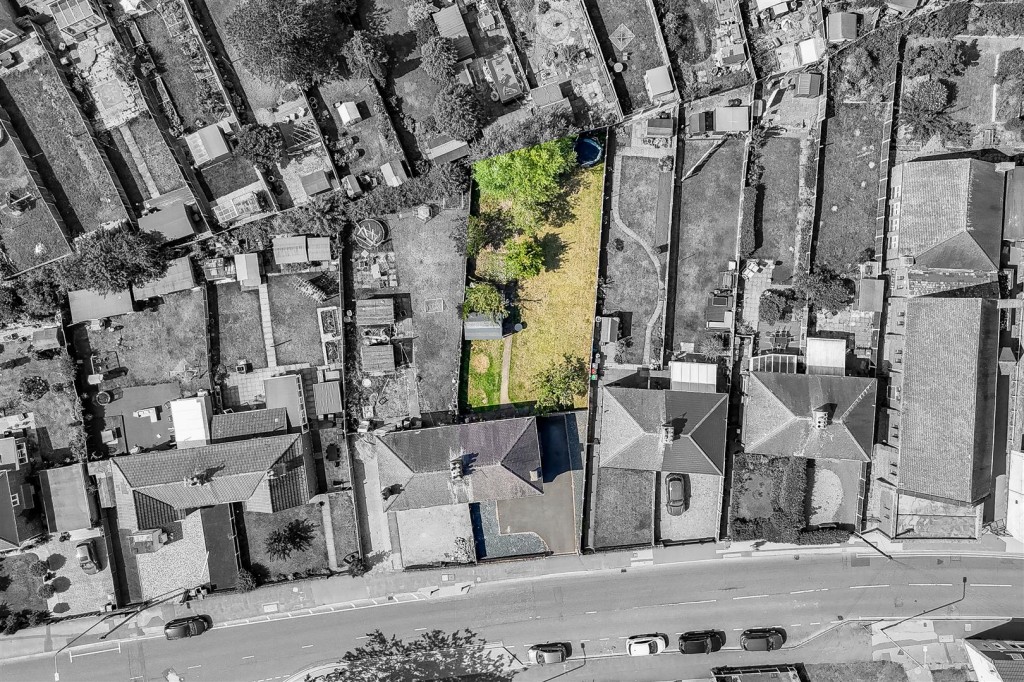 Watnall Road, Hucknall, Nottinghamshire, NG15 7NH