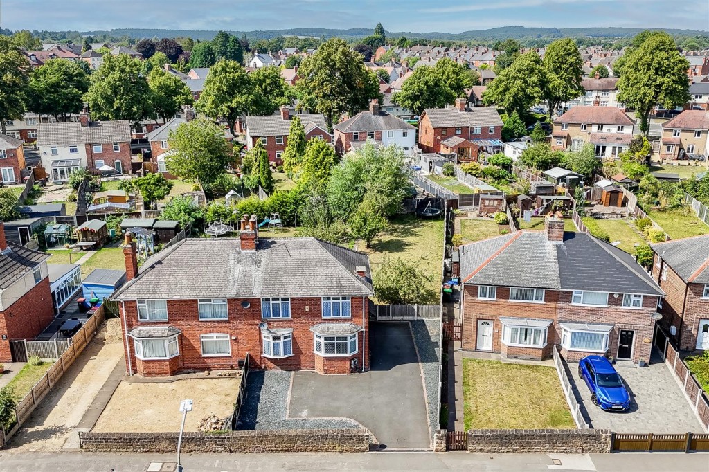 Watnall Road, Hucknall, Nottinghamshire, NG15 7NH