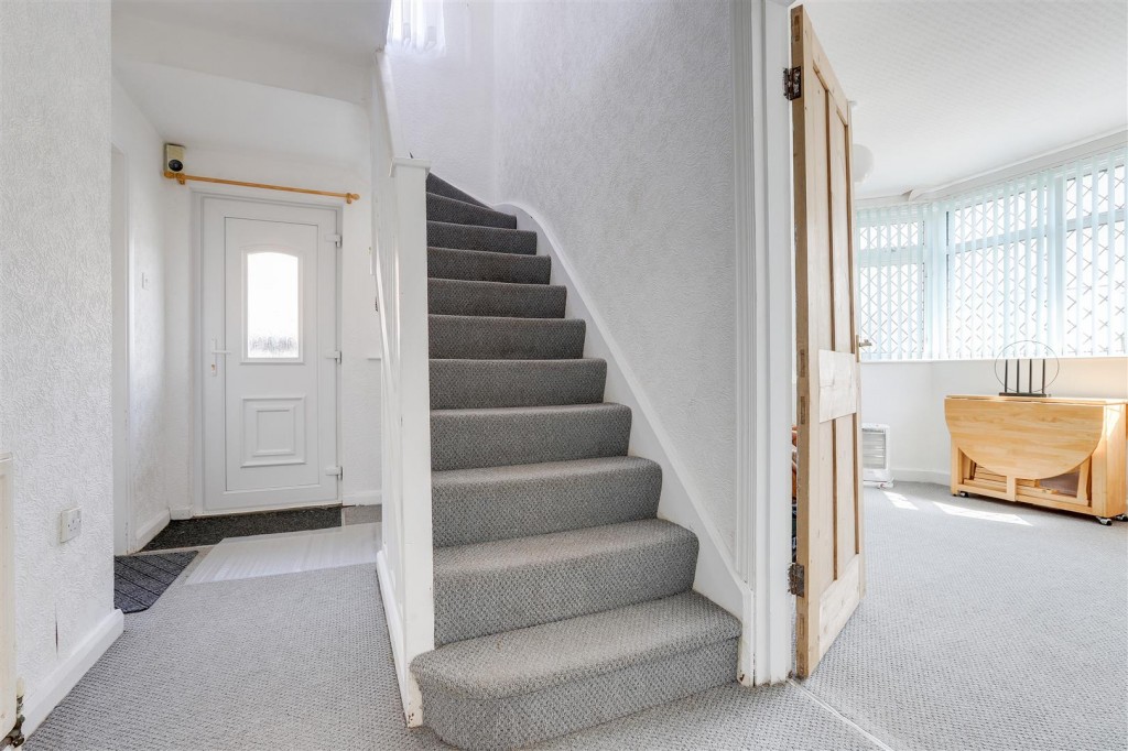 Watnall Road, Hucknall, Nottinghamshire, NG15 7NH