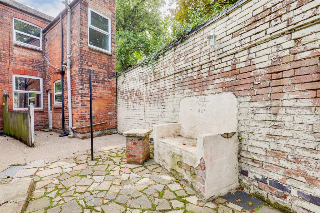 Belvoir Street, Mapperley, Nottinghamshire, NG3 5GN