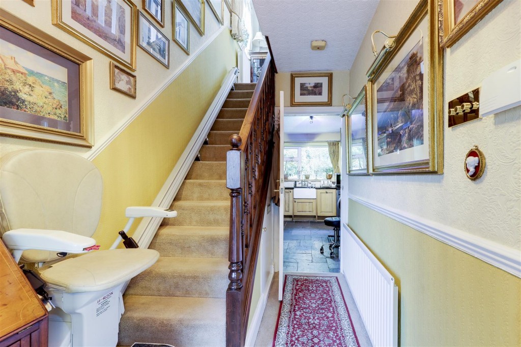 Willow Crescent, Gedling, Nottinghamshire, NG4 4BL