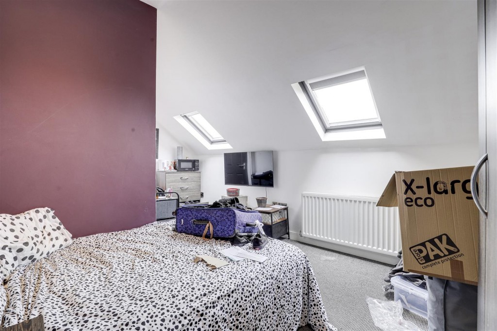 Portland Road, Hucknall, Nottinghamshire, NG15 7SA