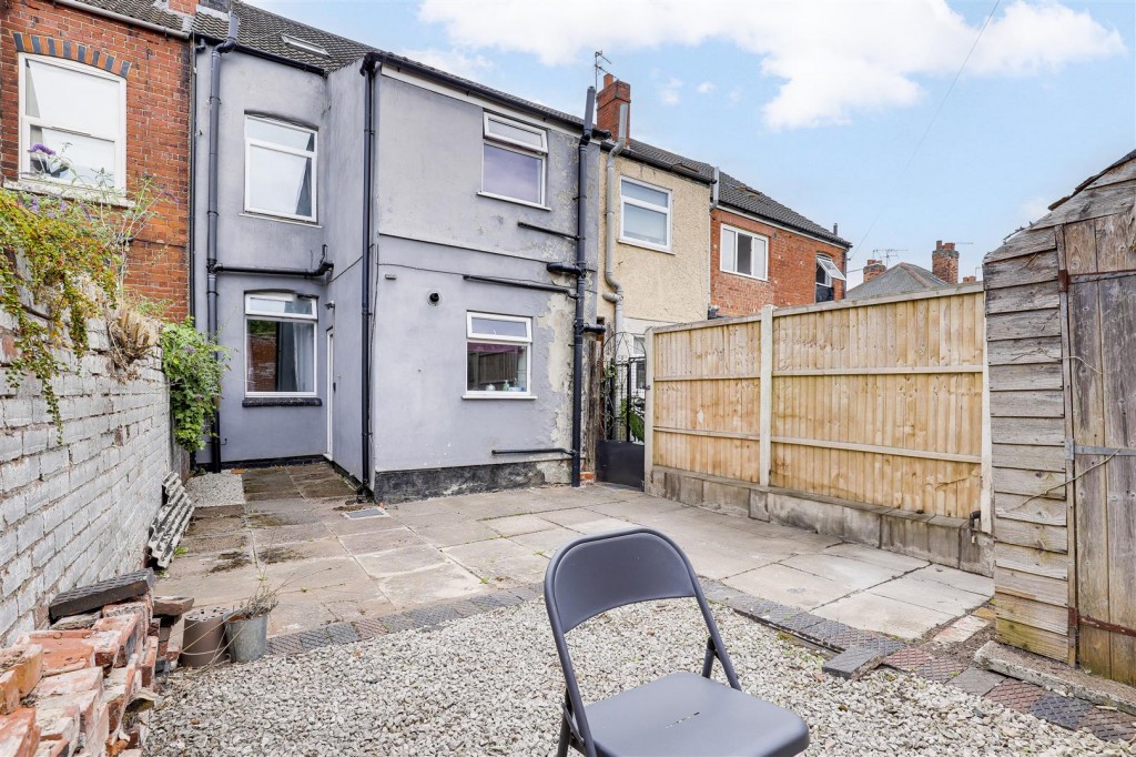 Portland Road, Hucknall, Nottinghamshire, NG15 7SA