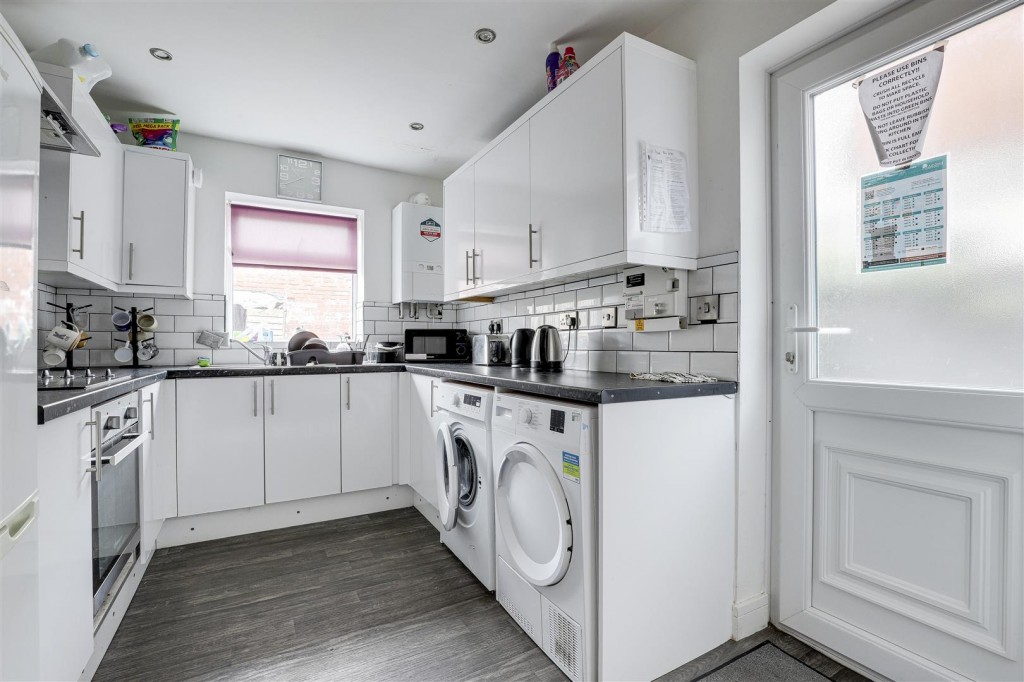 Portland Road, Hucknall, Nottinghamshire, NG15 7SA