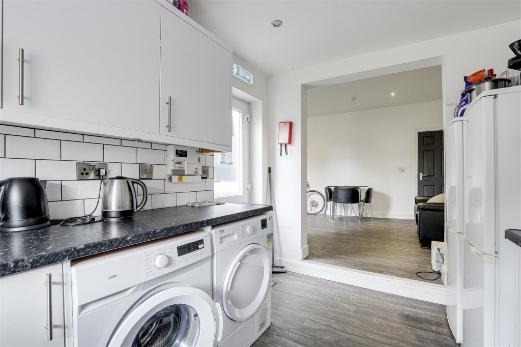 Portland Road, Hucknall, Nottinghamshire, NG15 7SA