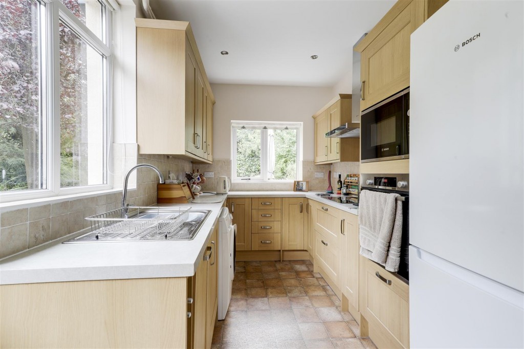 Exton Road, Sherwood, Nottinghamshire, NG5 1HA