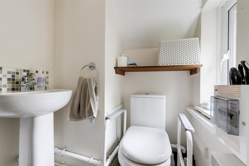 Exton Road, Sherwood, Nottinghamshire, NG5 1HA