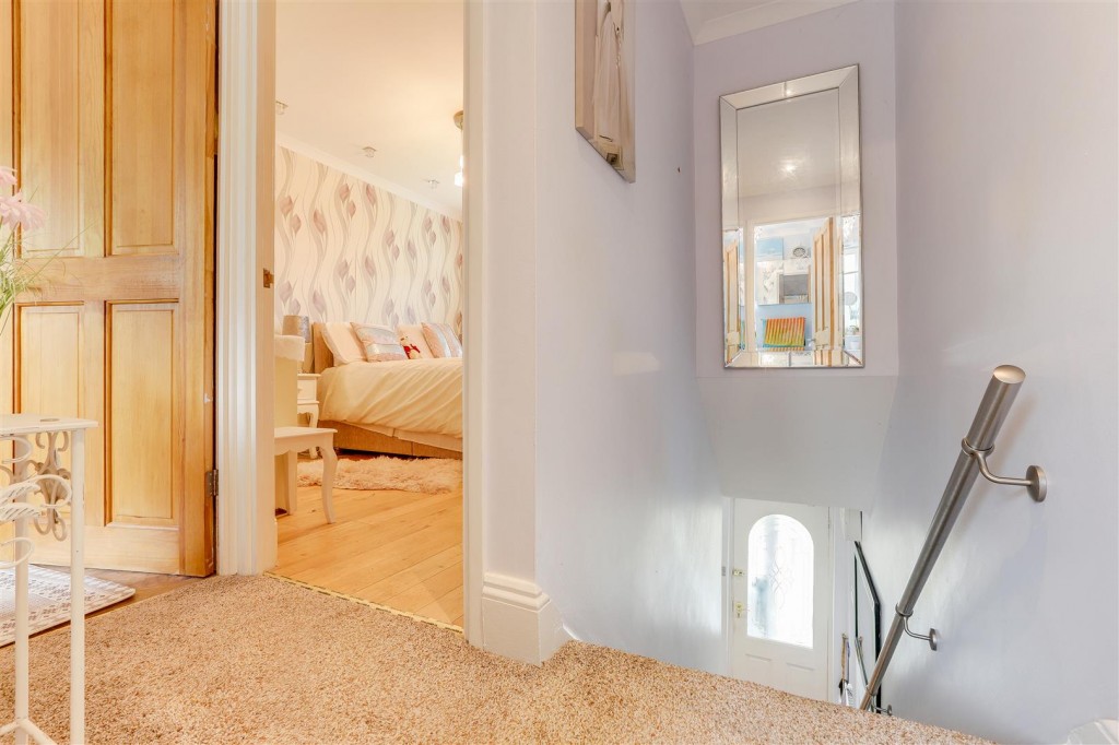 Mickleborough Avenue, Nottingham, Nottinghamshire, NG3 3EJ