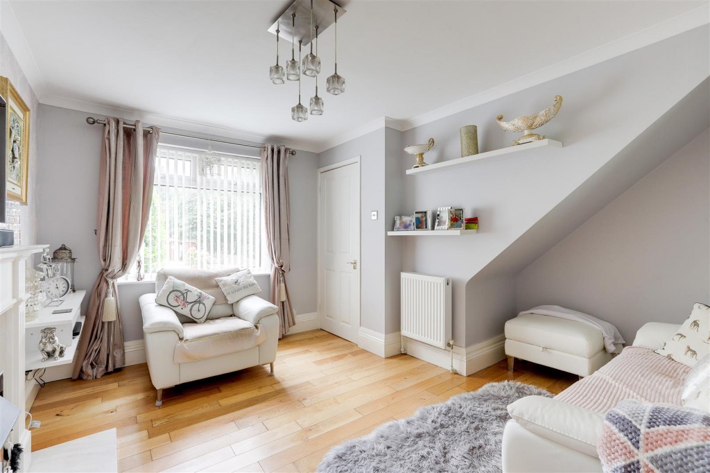 Mickleborough Avenue, Nottingham, Nottinghamshire, NG3 3EJ