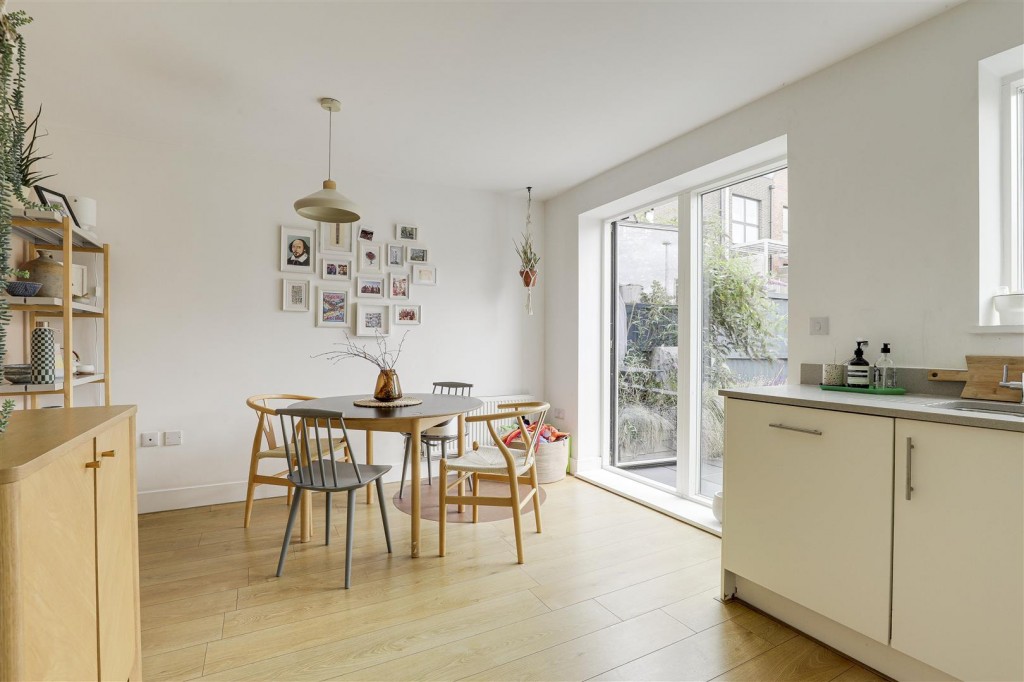 Navigation Street, Nottingham, Nottinghamshire, NG2 4DR