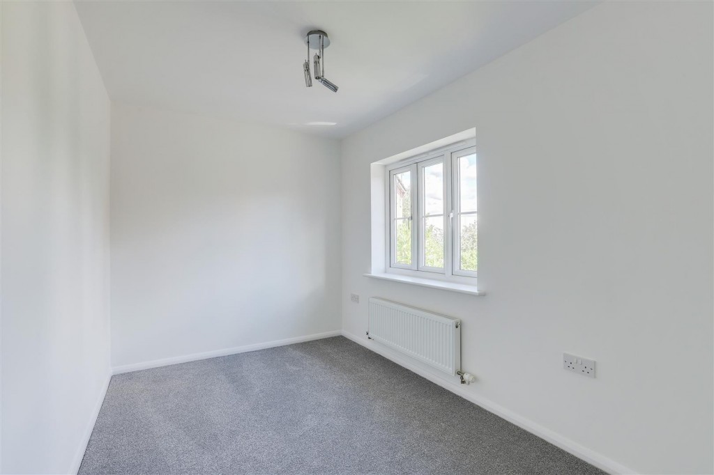 Coupe Gardens, Hucknall, Nottingham, NG15 7UW