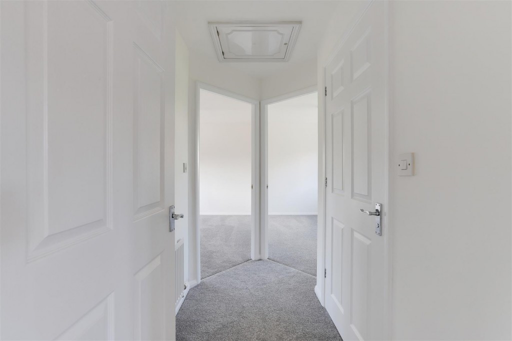 Coupe Gardens, Hucknall, Nottingham, NG15 7UW