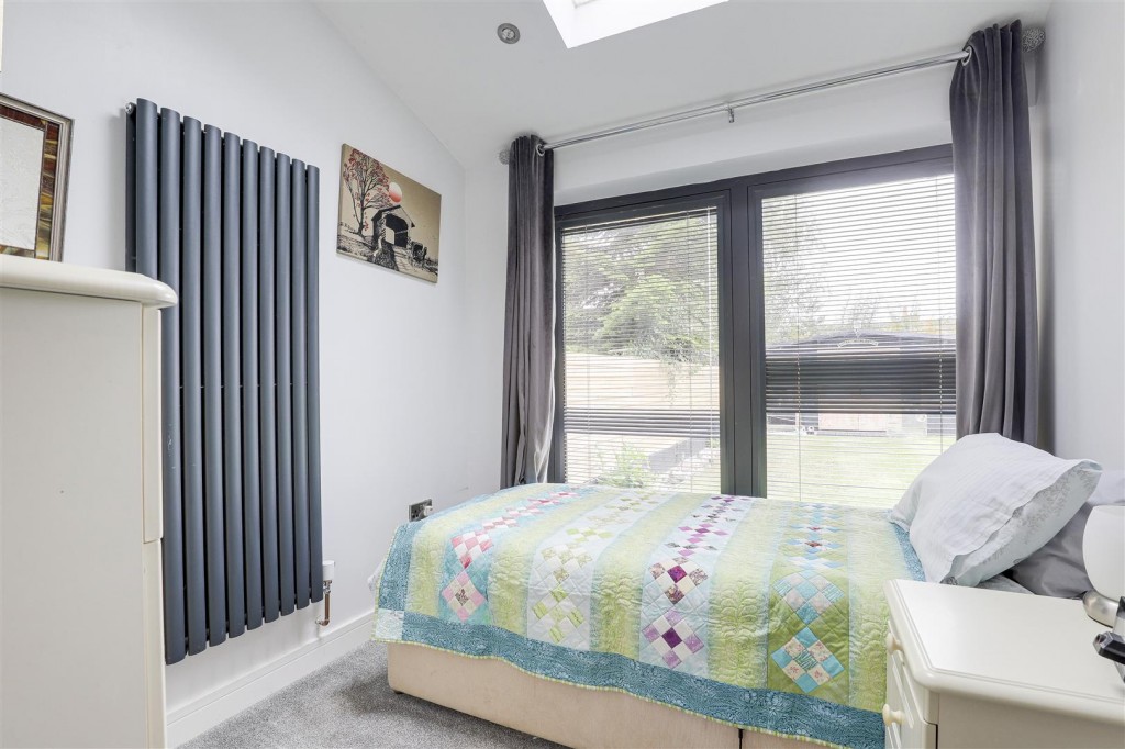 Greythorn Drive, West Bridgford, Nottinghamshire, NG2 7GB