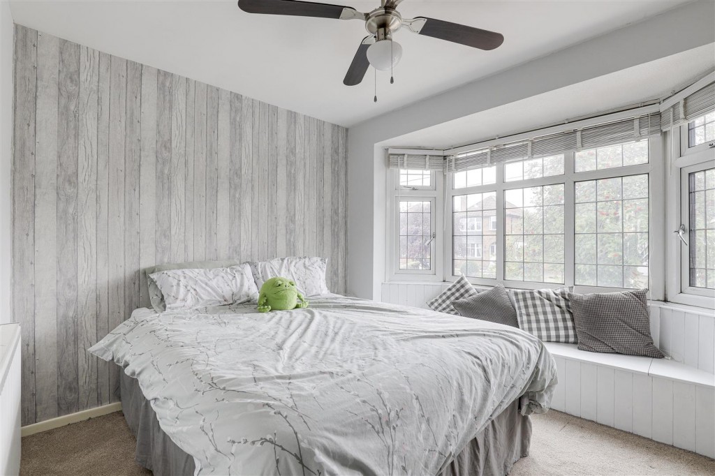 Greythorn Drive, West Bridgford, Nottinghamshire, NG2 7GB