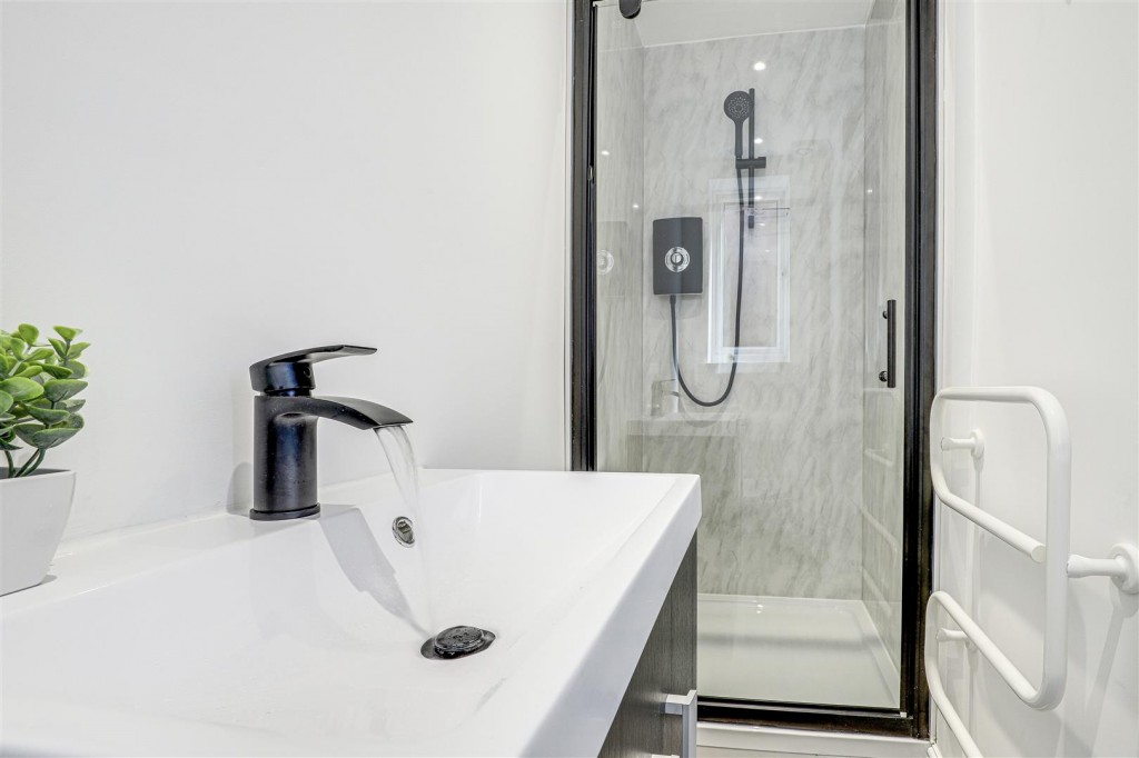 Millicent Road, West Bridgford, Nottinghamshire, NG2 7LD