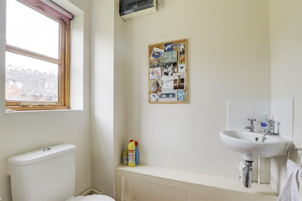 Hogg Lane, Radcliffe-On-Trent, Nottinghamshire, NG12 2BL