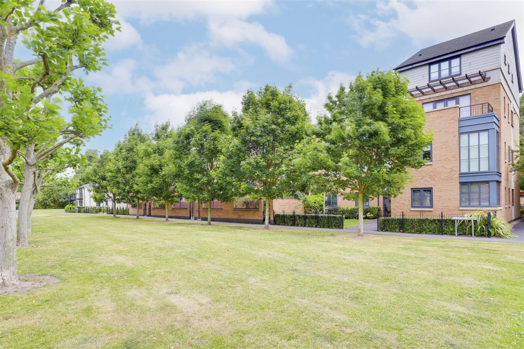 Wakefield Close, Wilford, Nottinghamshire, NG11 7HB