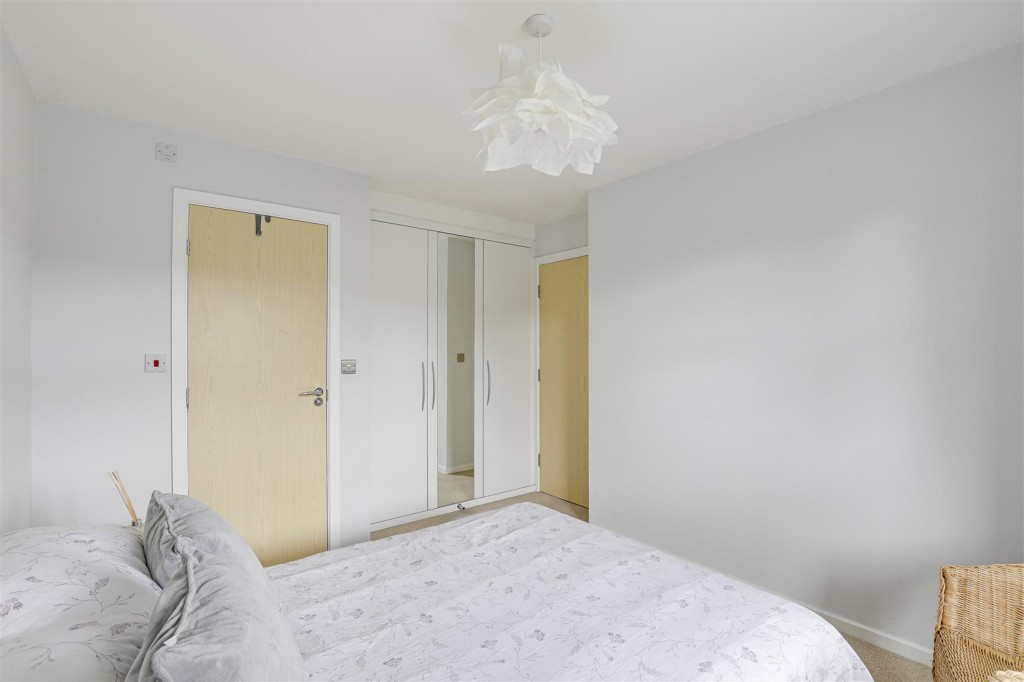 Wakefield Close, Wilford, Nottinghamshire, NG11 7HB