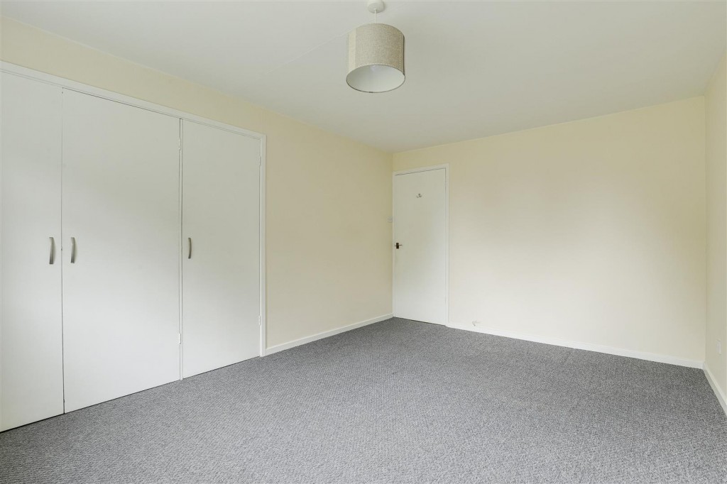 Spinningdale, Arnold, Nottingham, NG5 8QT