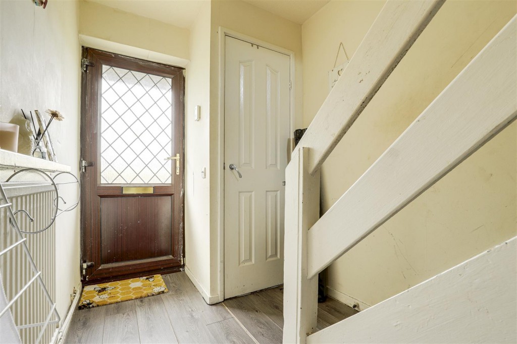 Hemsby Gardens, Bulwell, Nottinghamshire, NG6 8NT