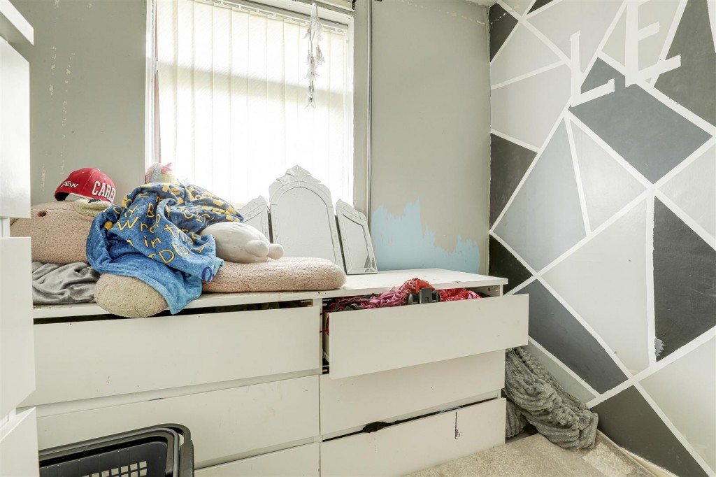 Hemsby Gardens, Bulwell, Nottinghamshire, NG6 8NT