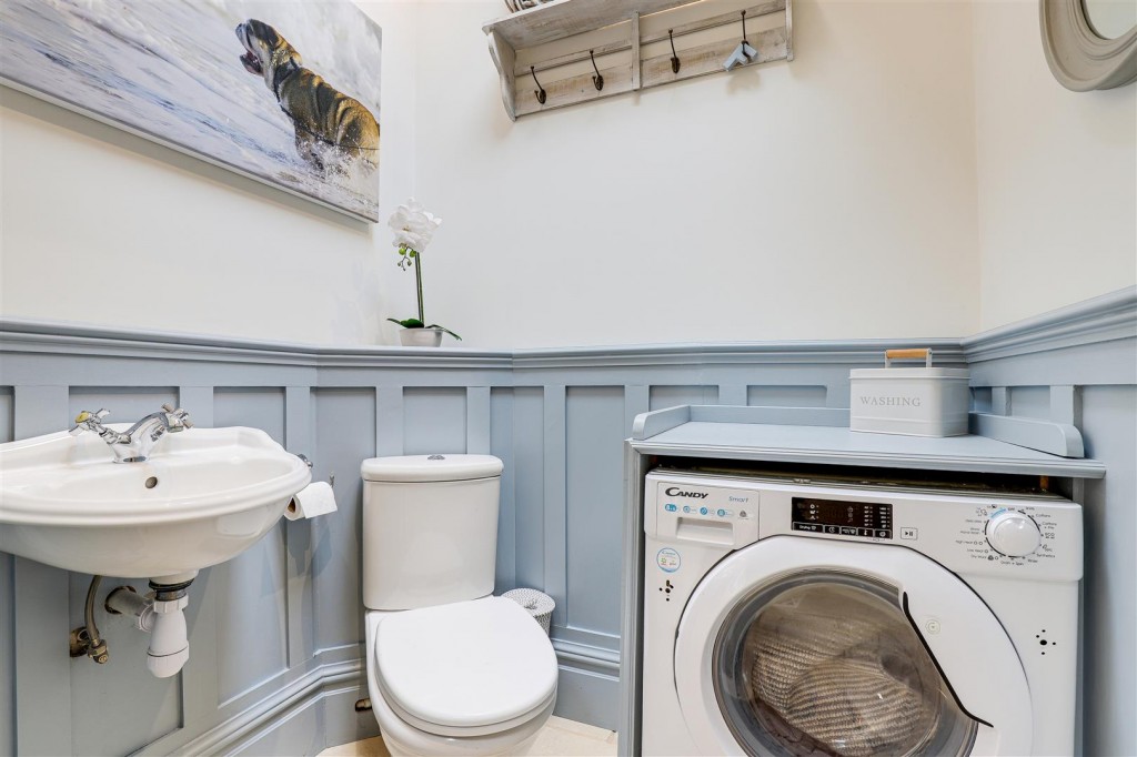 George Road, West Bridgford, Nottinghamshire, NG2 7QG