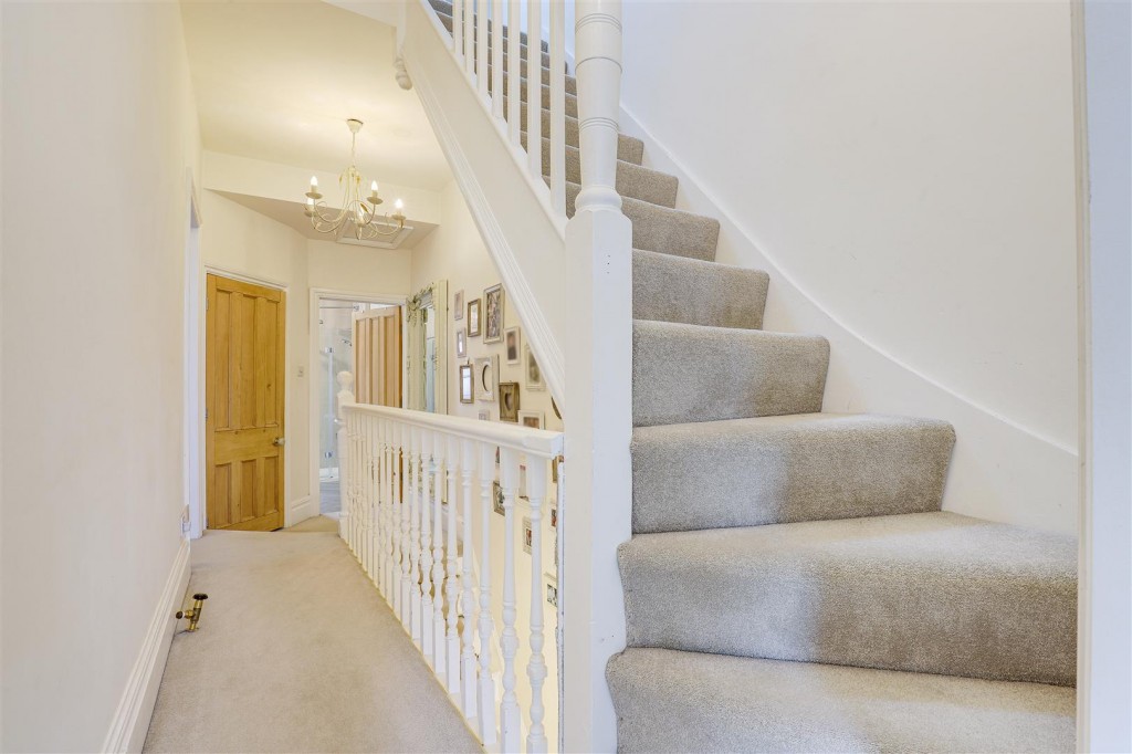 George Road, West Bridgford, Nottinghamshire, NG2 7QG