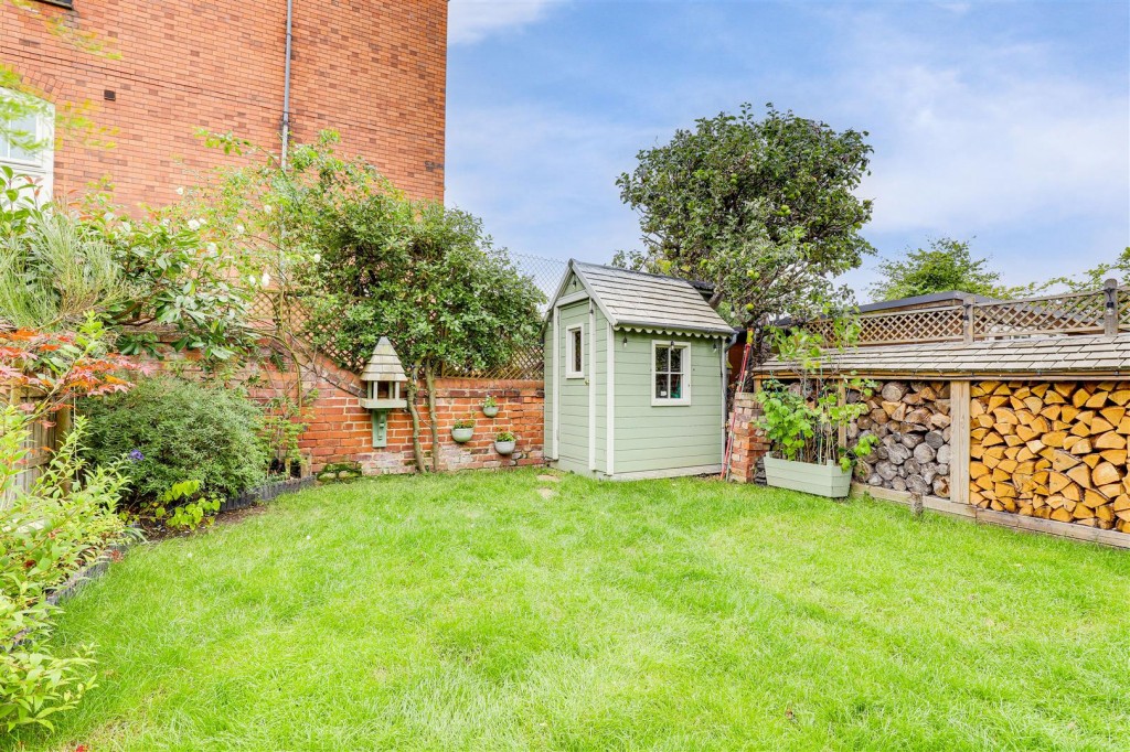 George Road, West Bridgford, Nottinghamshire, NG2 7QG